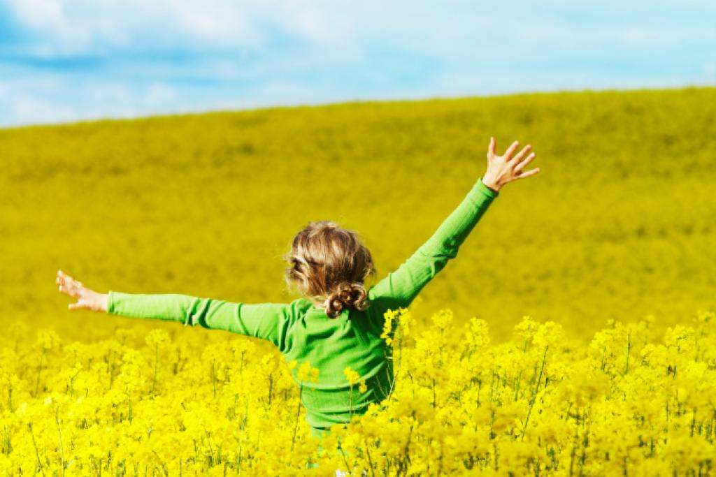 Girl in field - biowax
